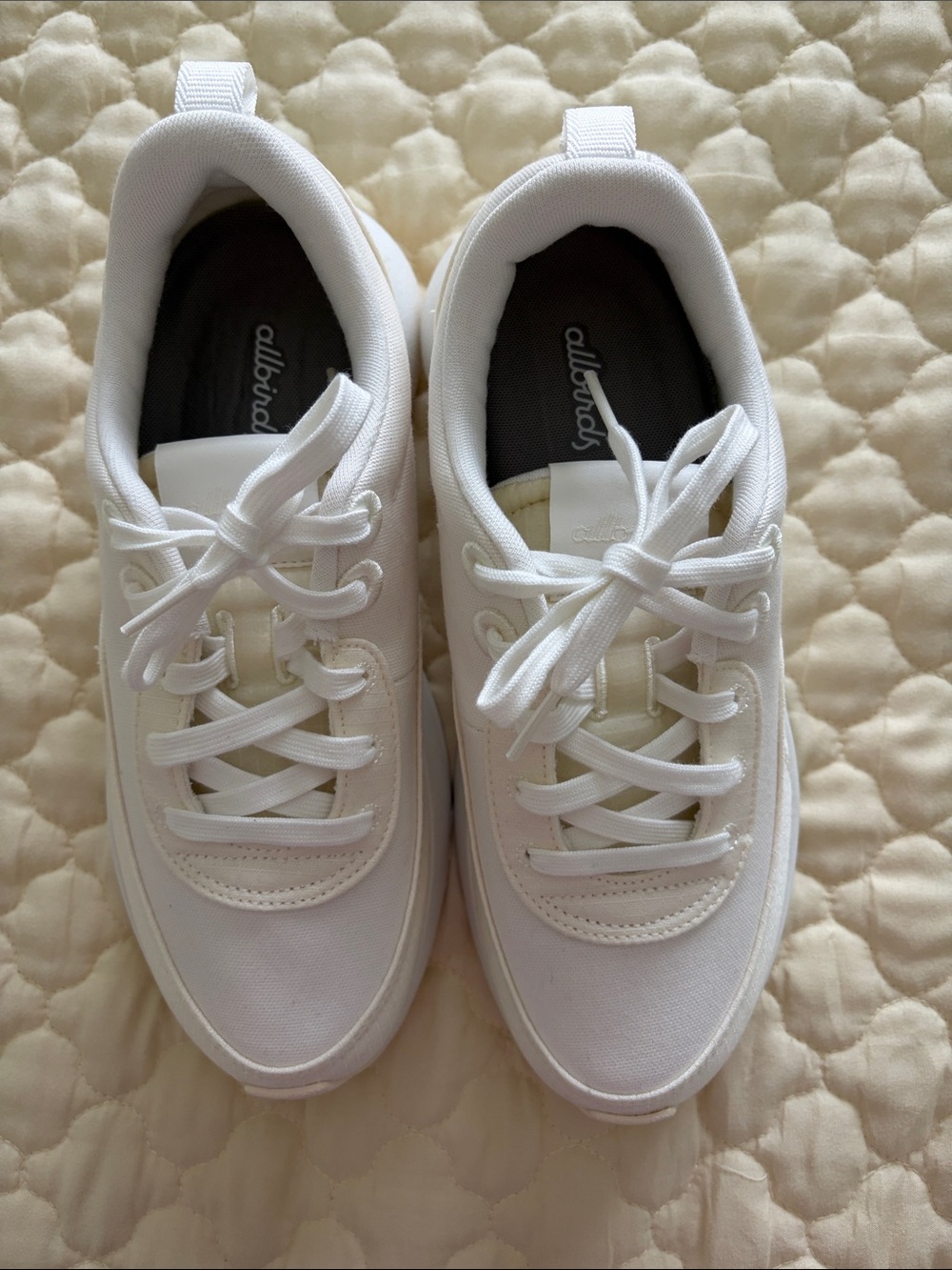 allbirds Women's White Low-Top Sneakers - Minimal Lace-Up Style